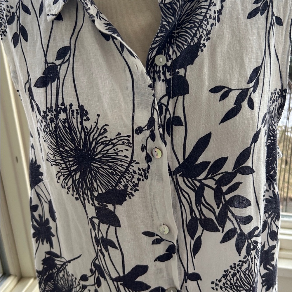 Pretty linen shift dress in navy and white - Picture 8 of 9